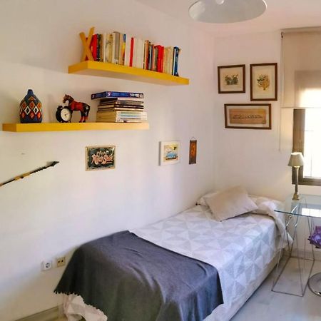 Habitacion Agradable Con Bano Individual Севилья Экстерьер фото